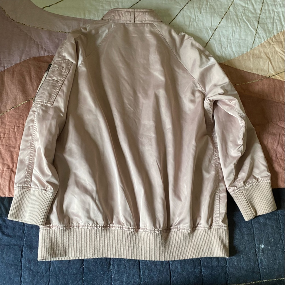 Light Pink Satin Members Only Bomber Jacket - Picture 8 of 9